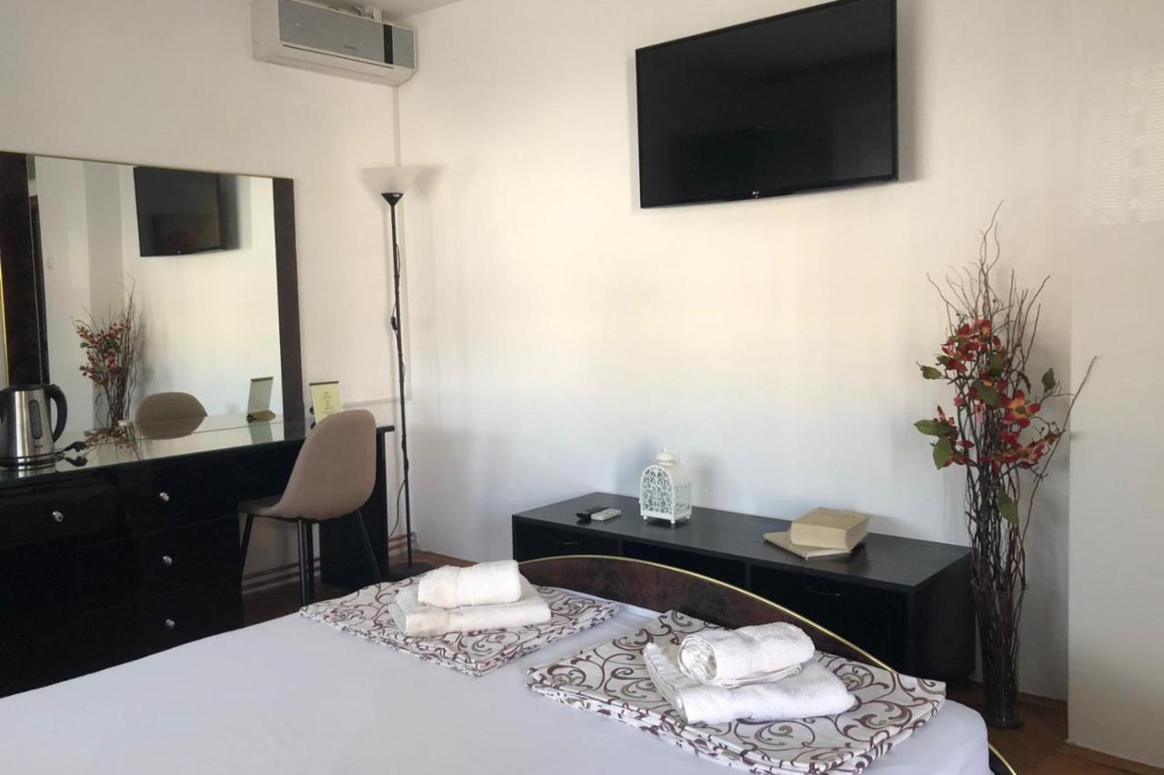 Apartments Ivan นิส ภายนอก รูปภาพ
